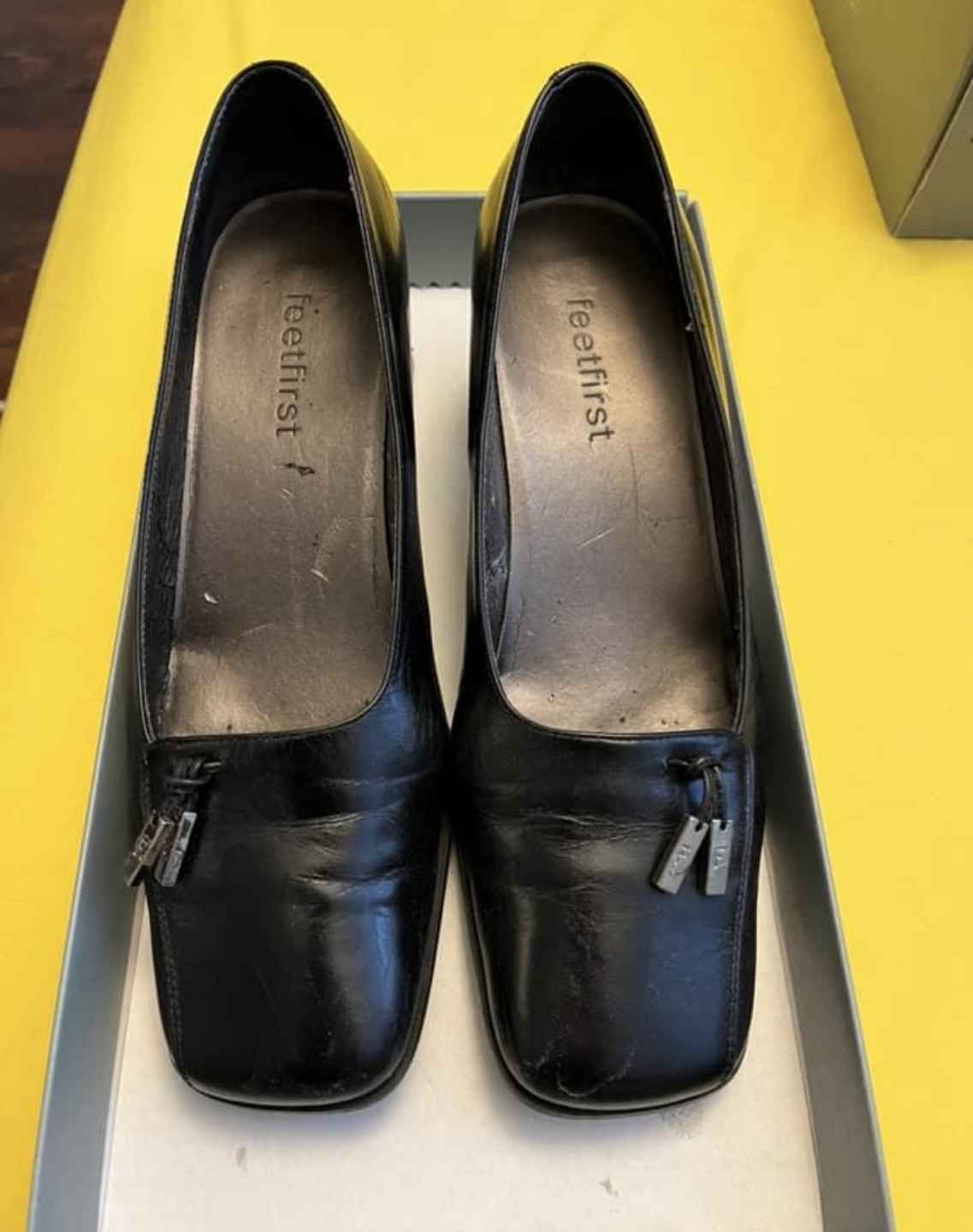 Dress shoes size 7.5B thumbnail