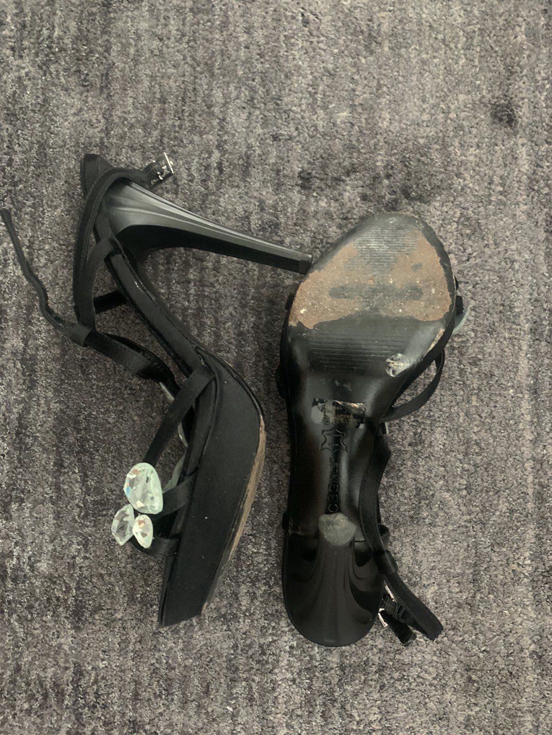 Size 37 / 7B image indicator(2)