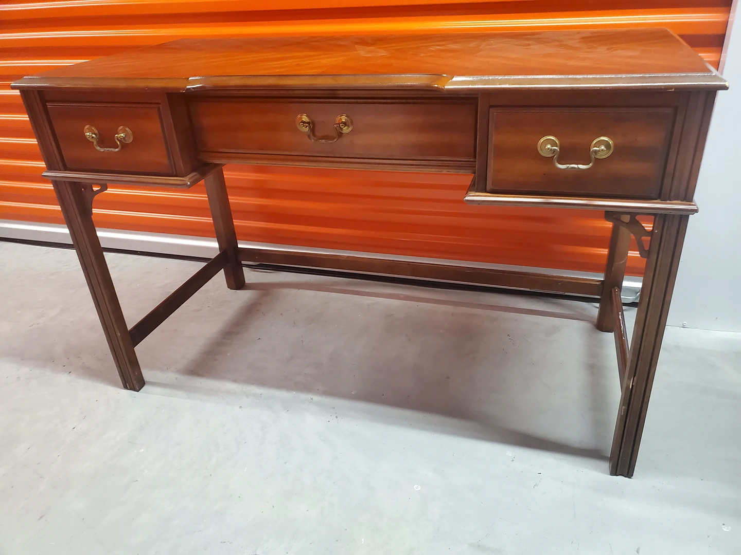Table thumbnail