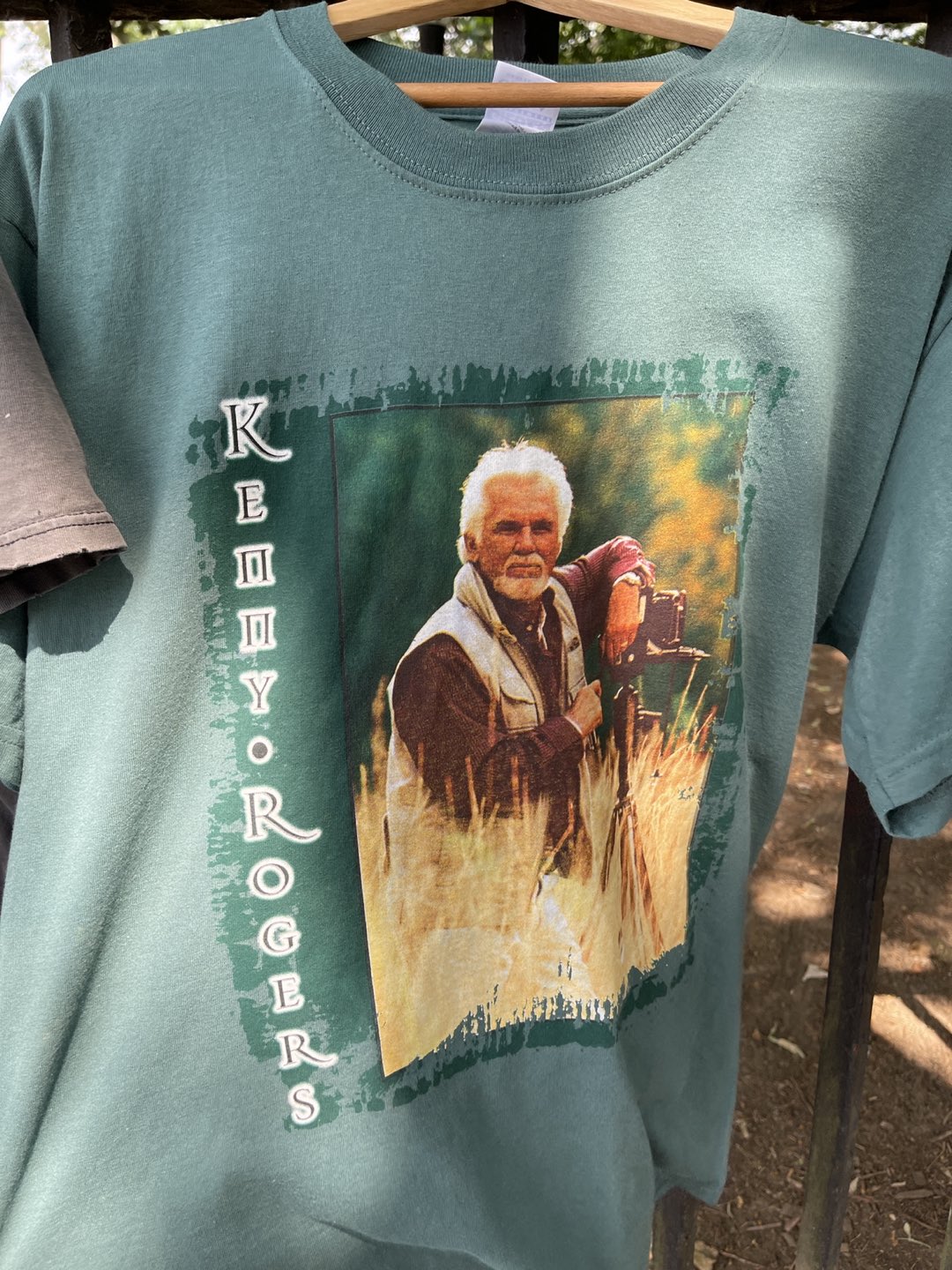 Vintage Kenny Rogers tour shirt