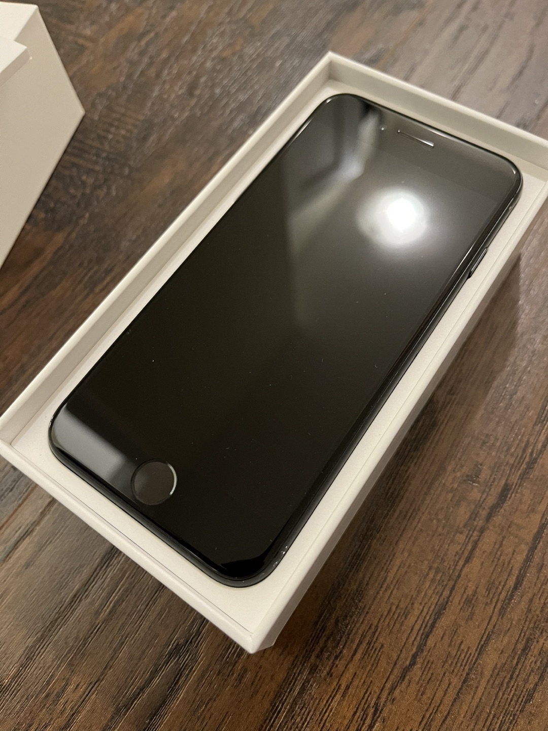 iPhone SE (2020) 64GB - photo 2