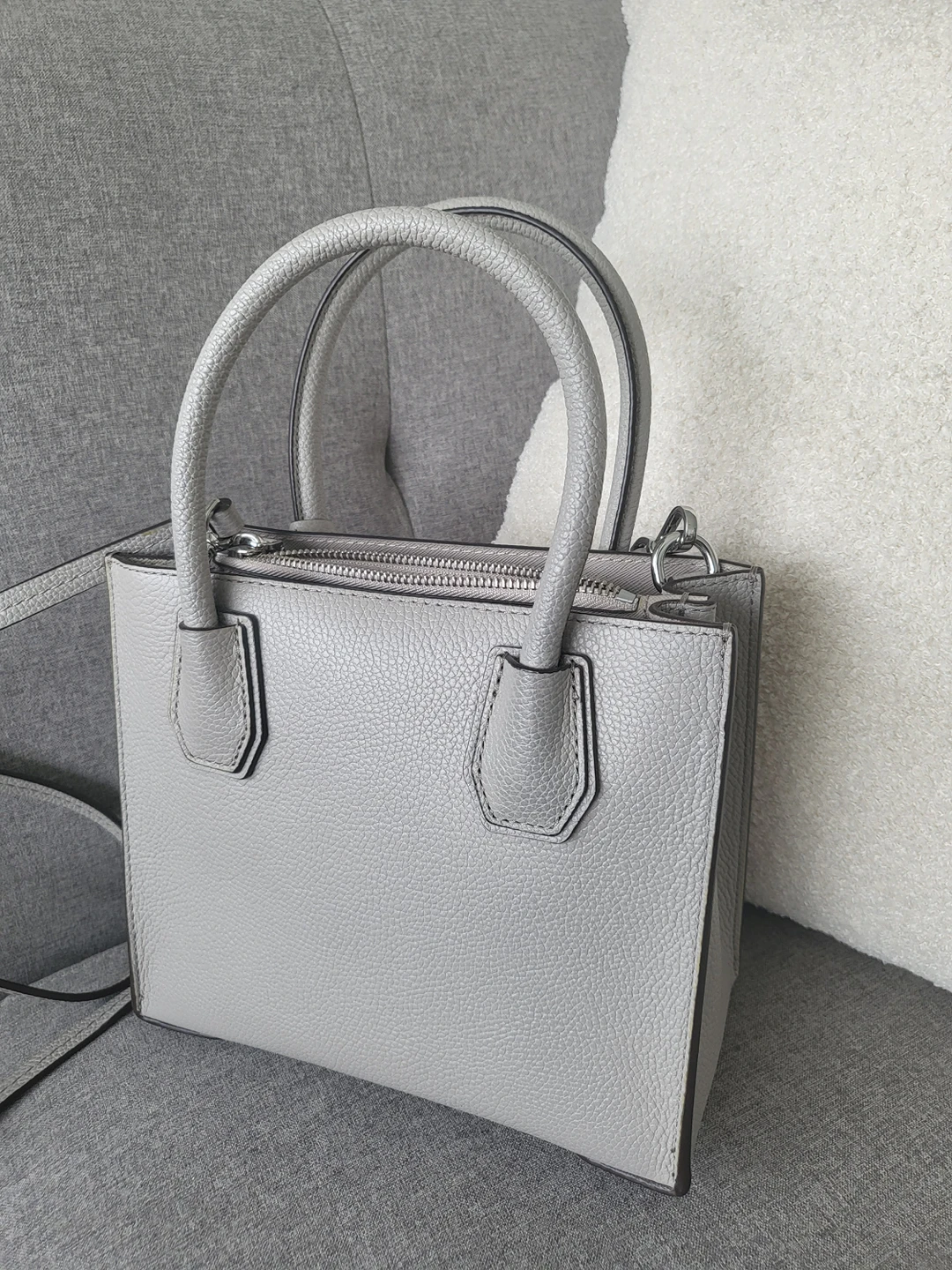 Michael Kors Mercer Mini Light Grey Crossbody Handbag image indicator(2)