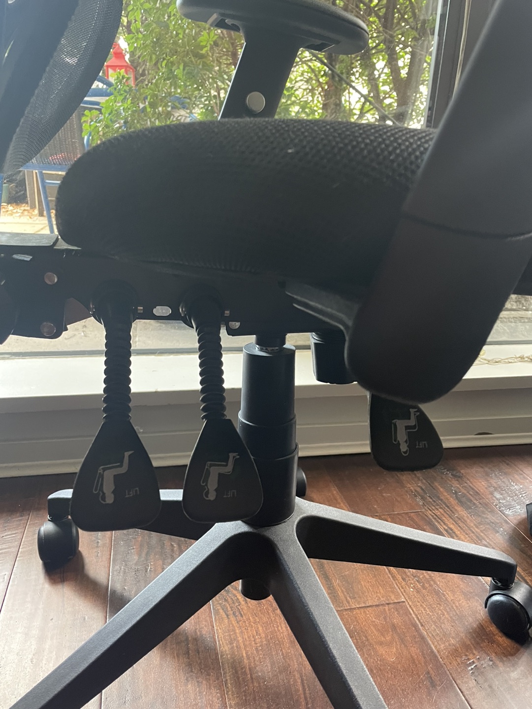 Office Chair - photo 2