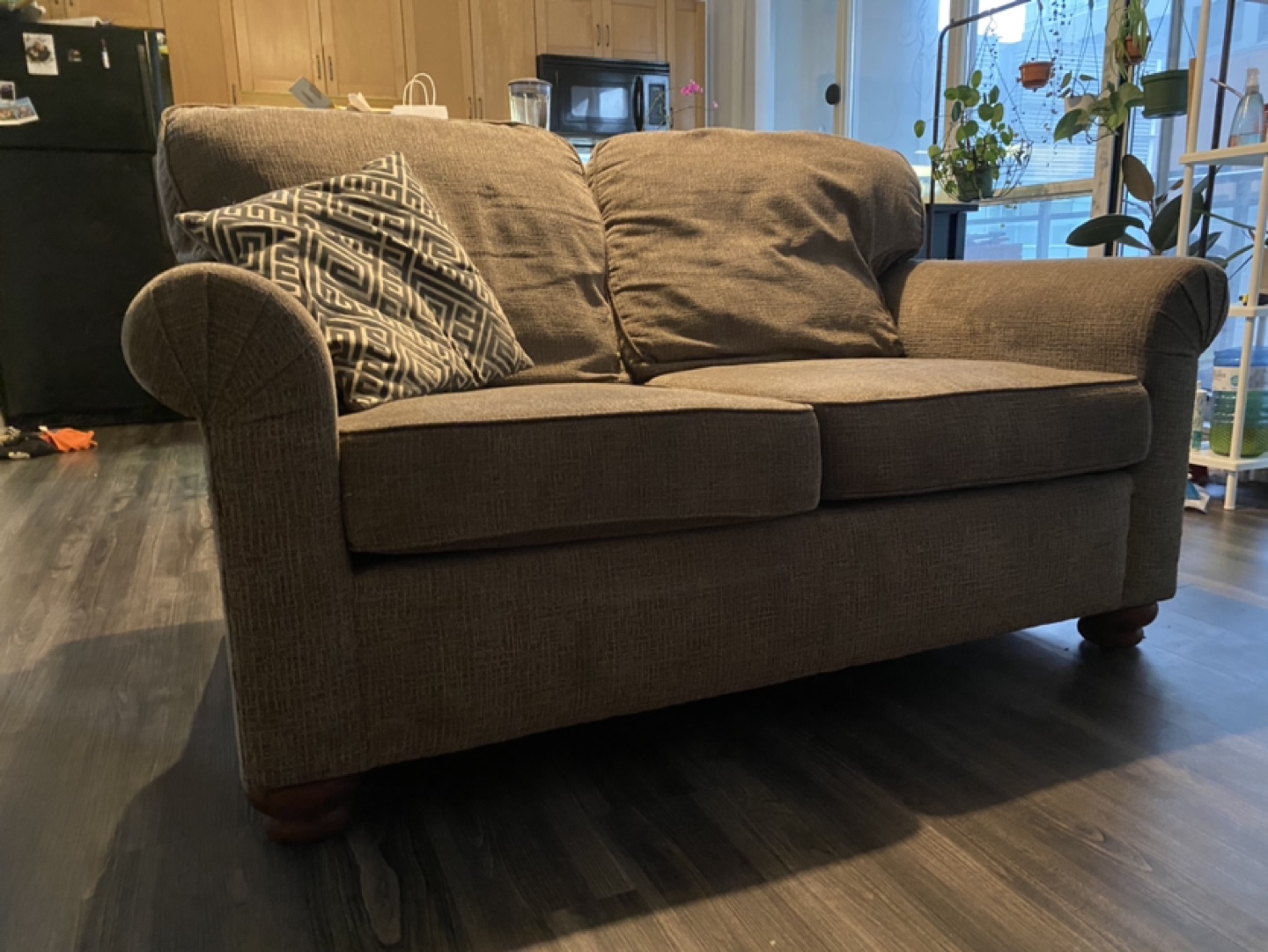 Love seat / couch - photo 2