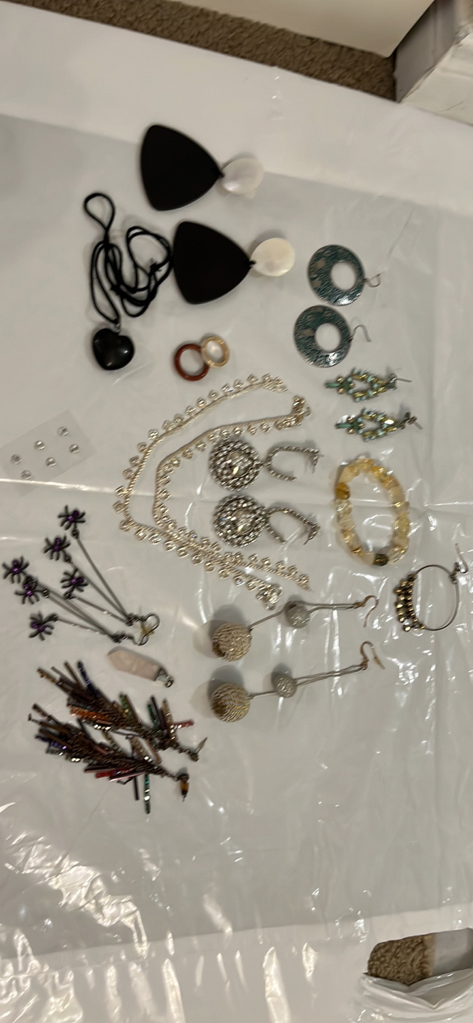 Accessories and Jewelry thumbnail