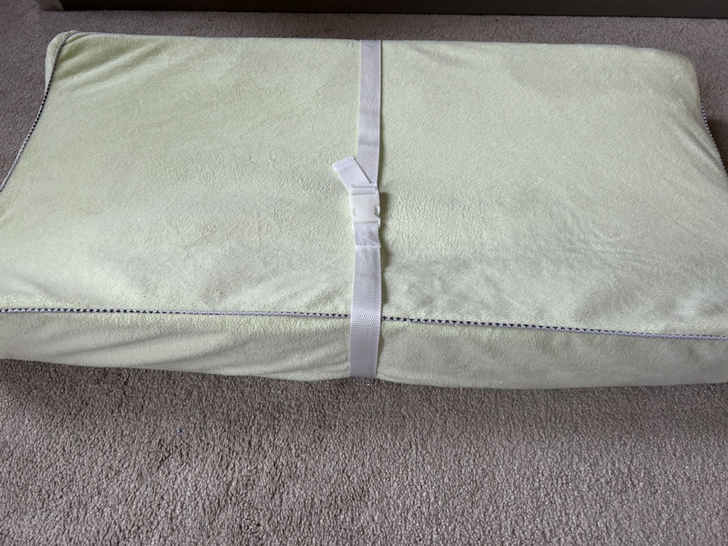 Munchkin change pad - photo 5