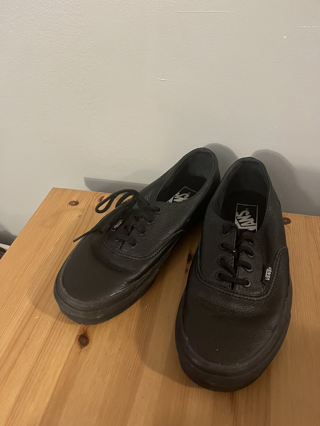 Vans authentic all black leather