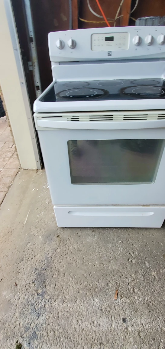 Kenmore electric stove - photo 2