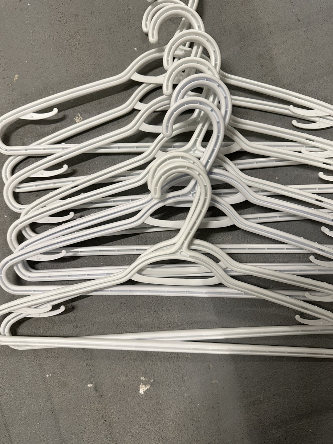 40x Hangers