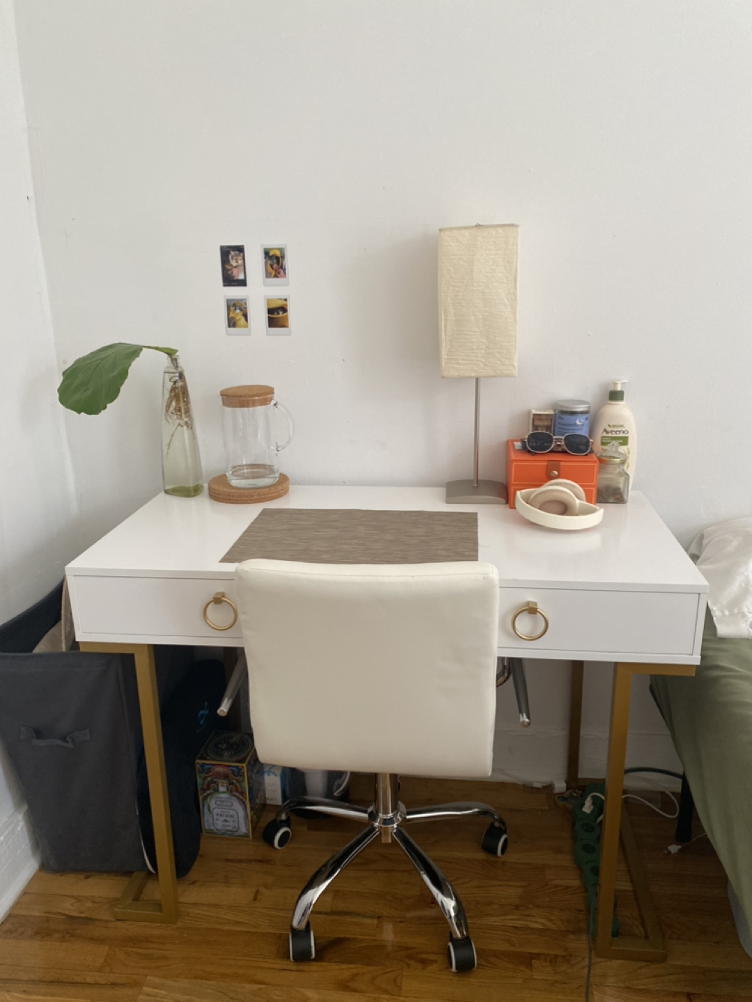 White Office Desk & Chair Set - photo 2