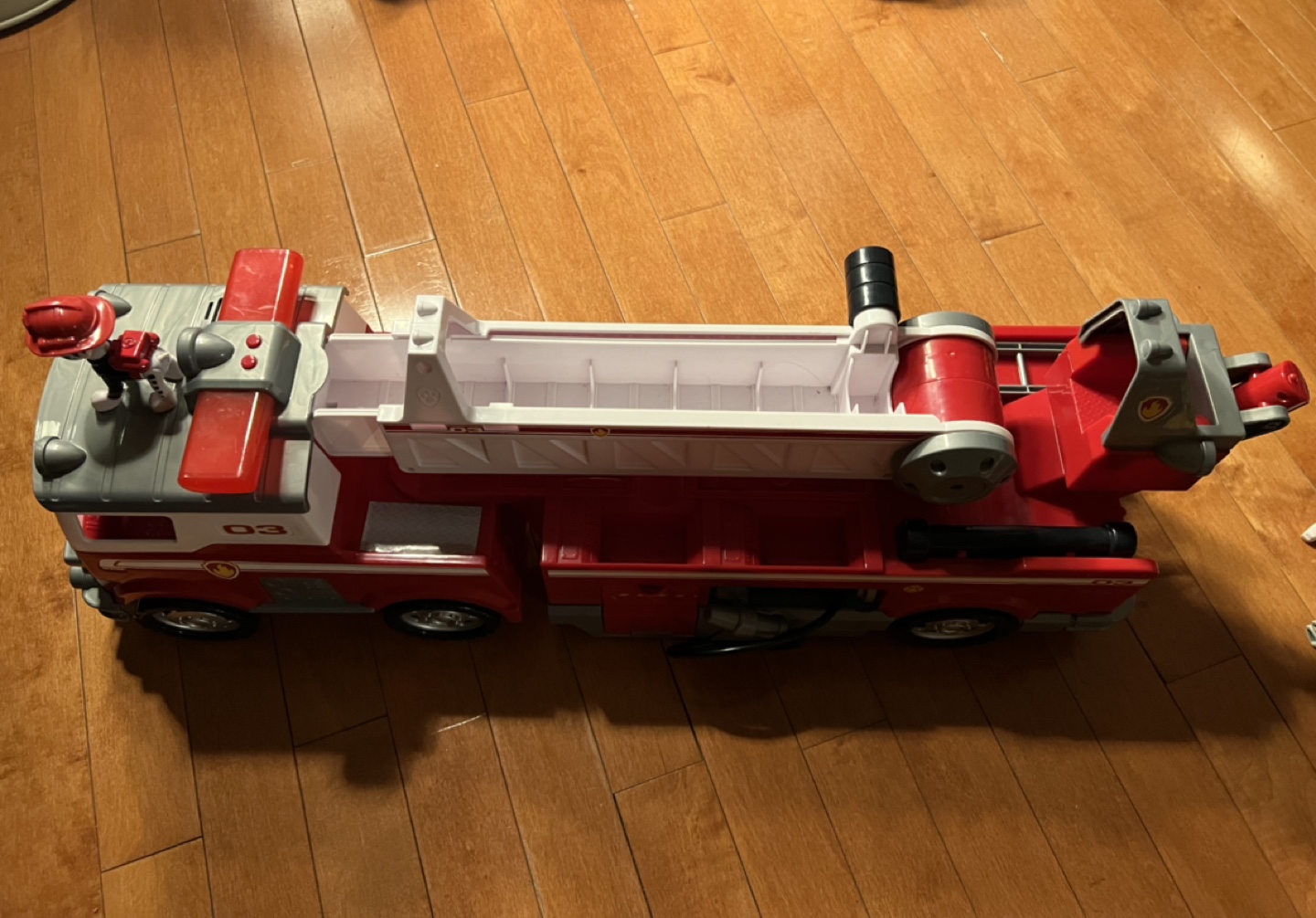 Paw Patrol fire rescue truck toy set image indicator(3)