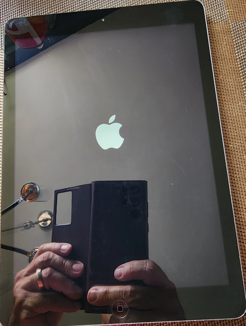 iPad Air A1475 + Cellular (Please read)