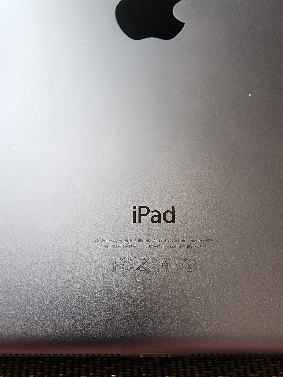 iPad Air A1475 + Cellular (Please read) - photo 4
