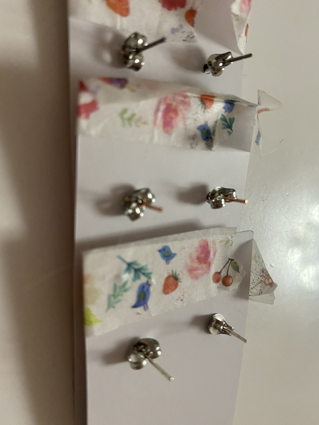 Ear rings image indicator(2)