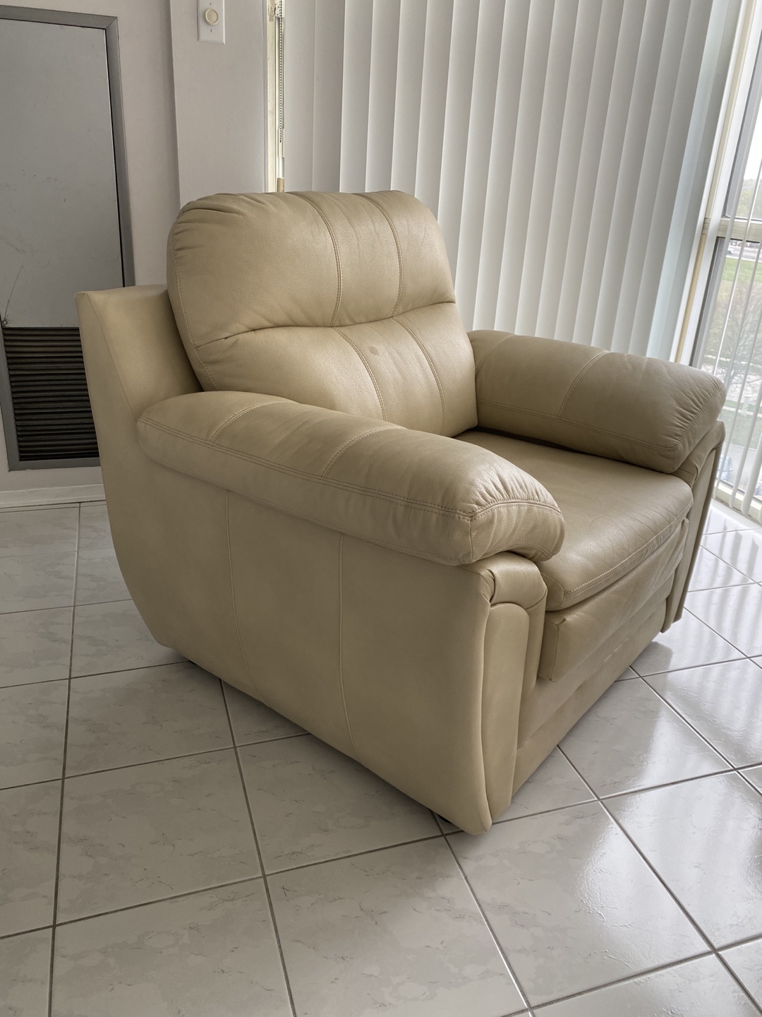 Sofa set thumbnail