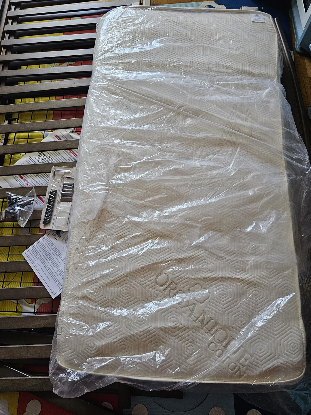 Graco convertible crib - photo 4