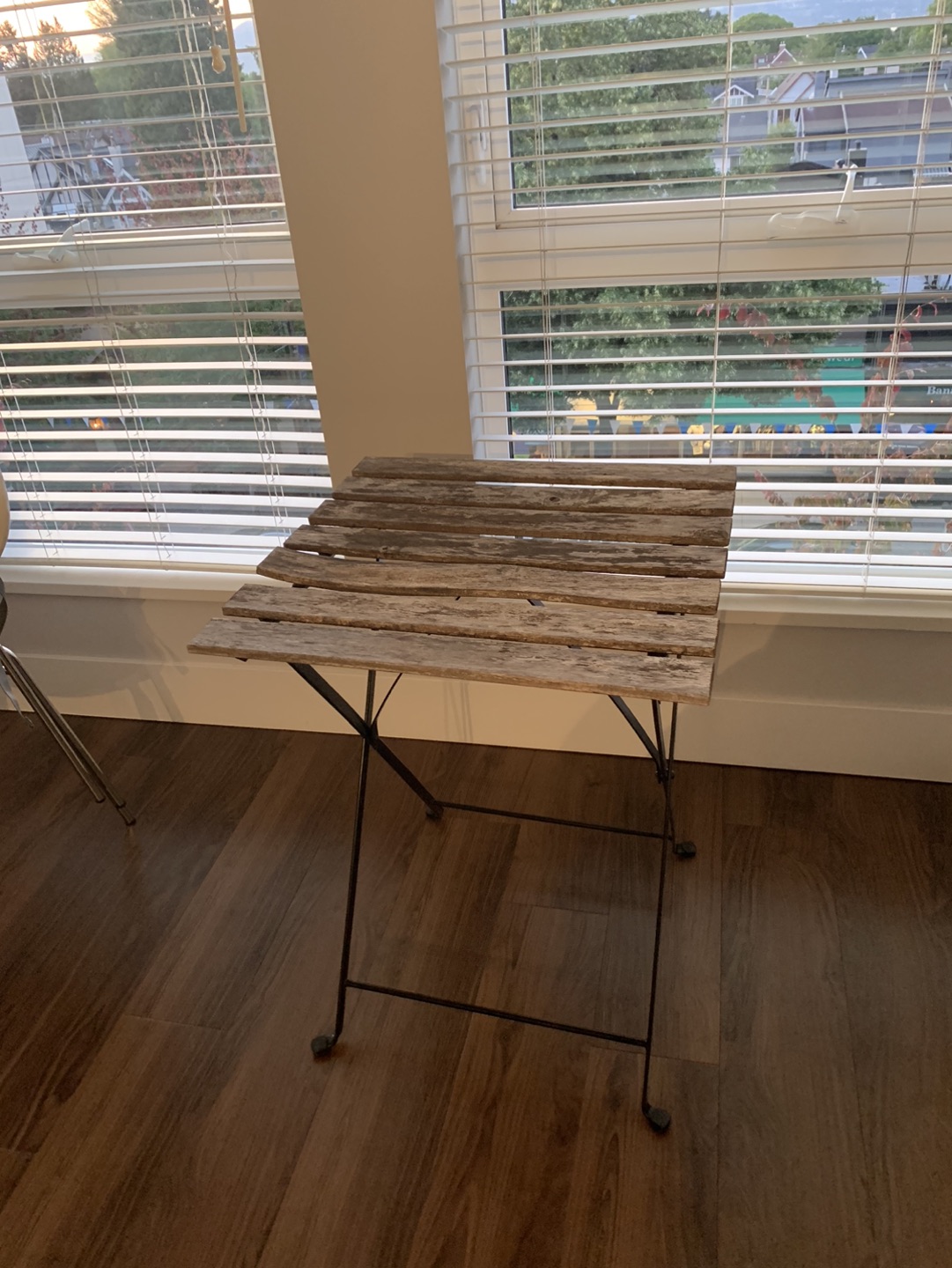 Patio table #freecycle thumbnail