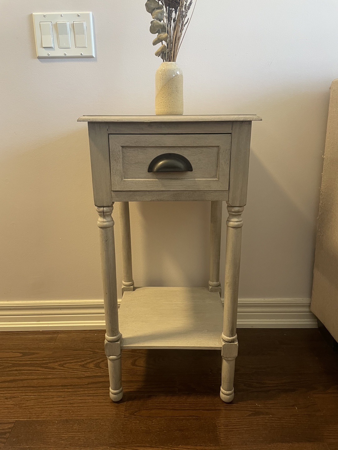 Side table w/ charging ports