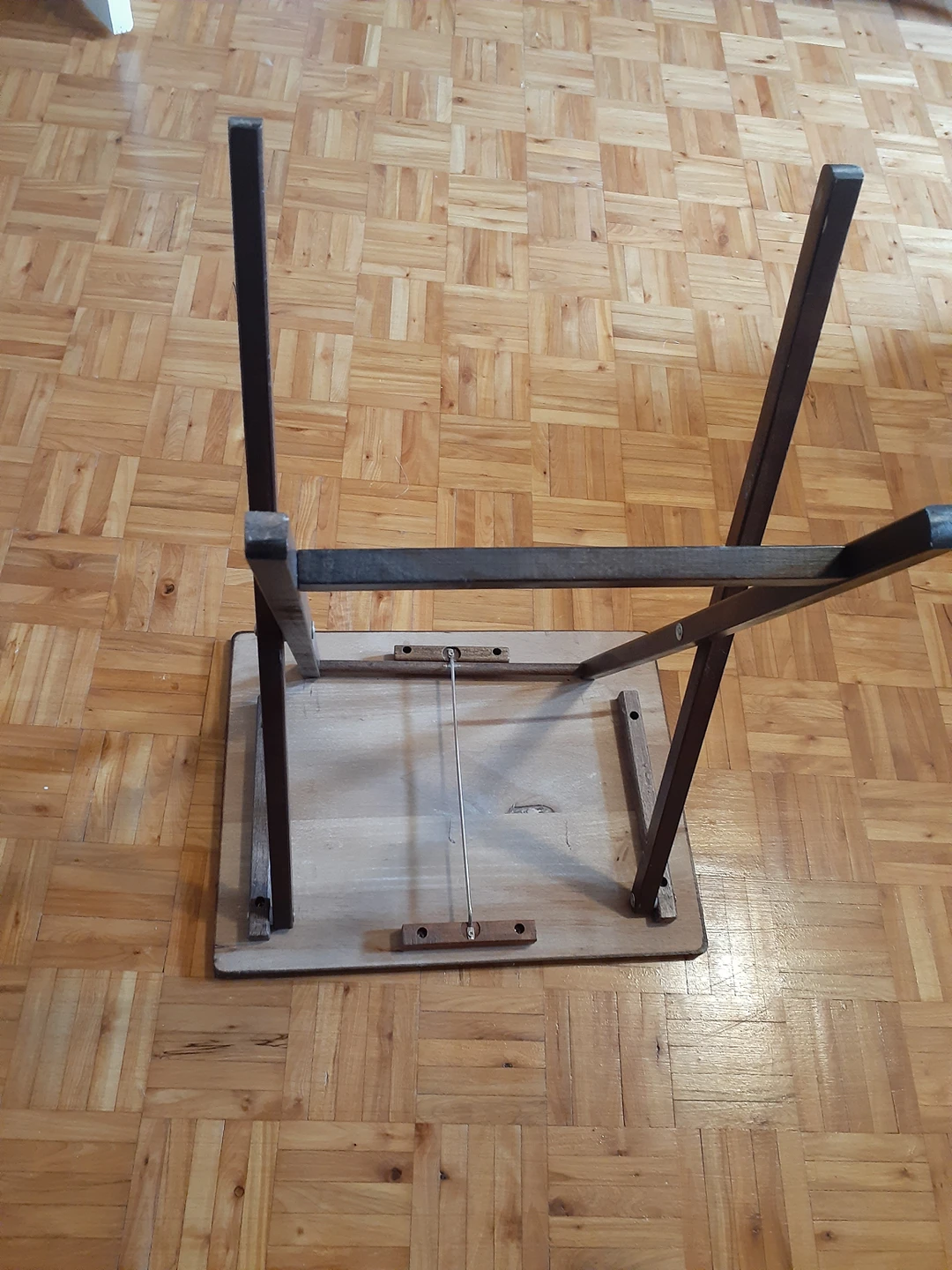 Wooden foldable small table - photo 3