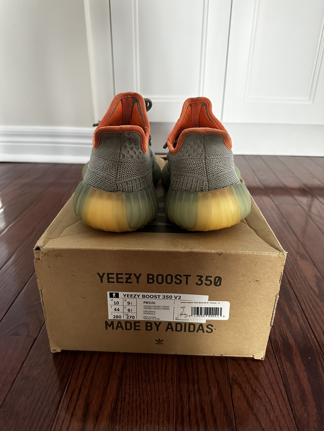 Authentic Yeezy 350 V2 Desert Sage With Replacement box - photo 4
