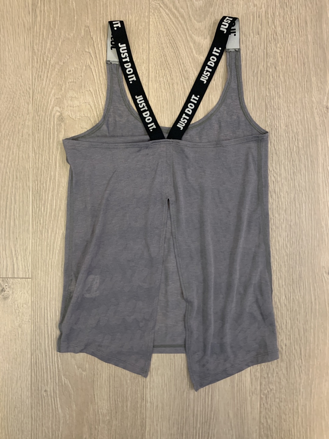 Nike Women’s Open Back Tank Top image indicator(2)
