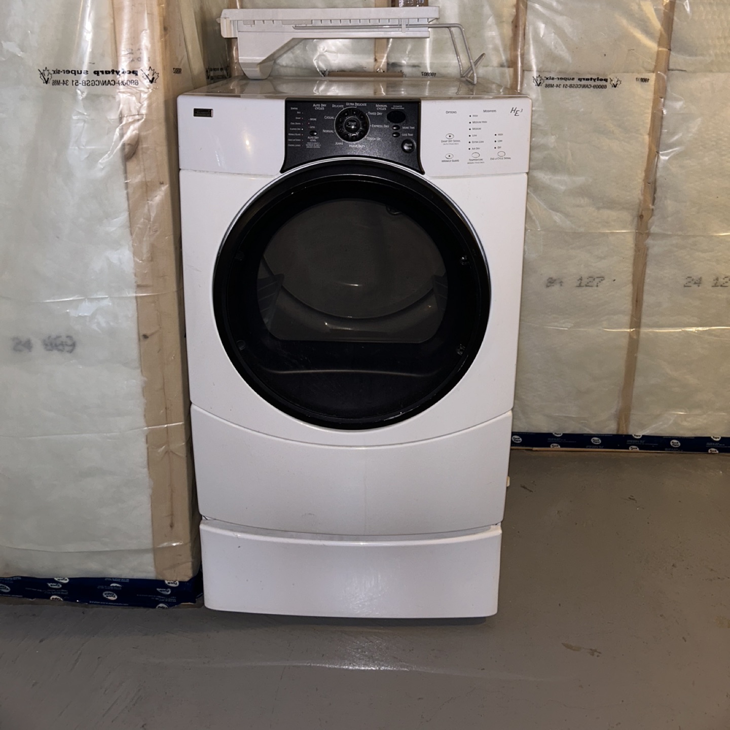 Kenmore Dryer (CLEAN) 27”