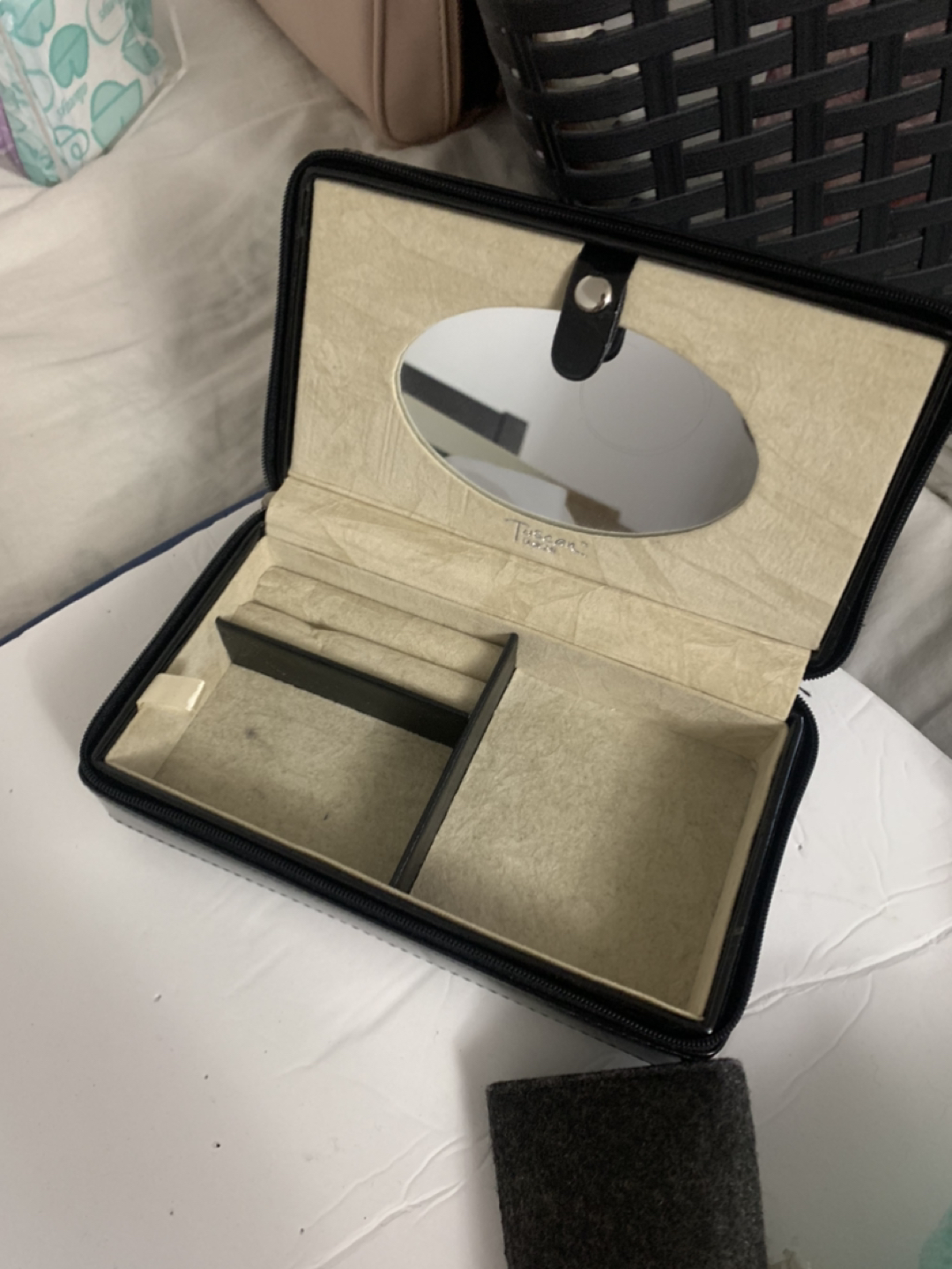Leather jewelry box - photo 2
