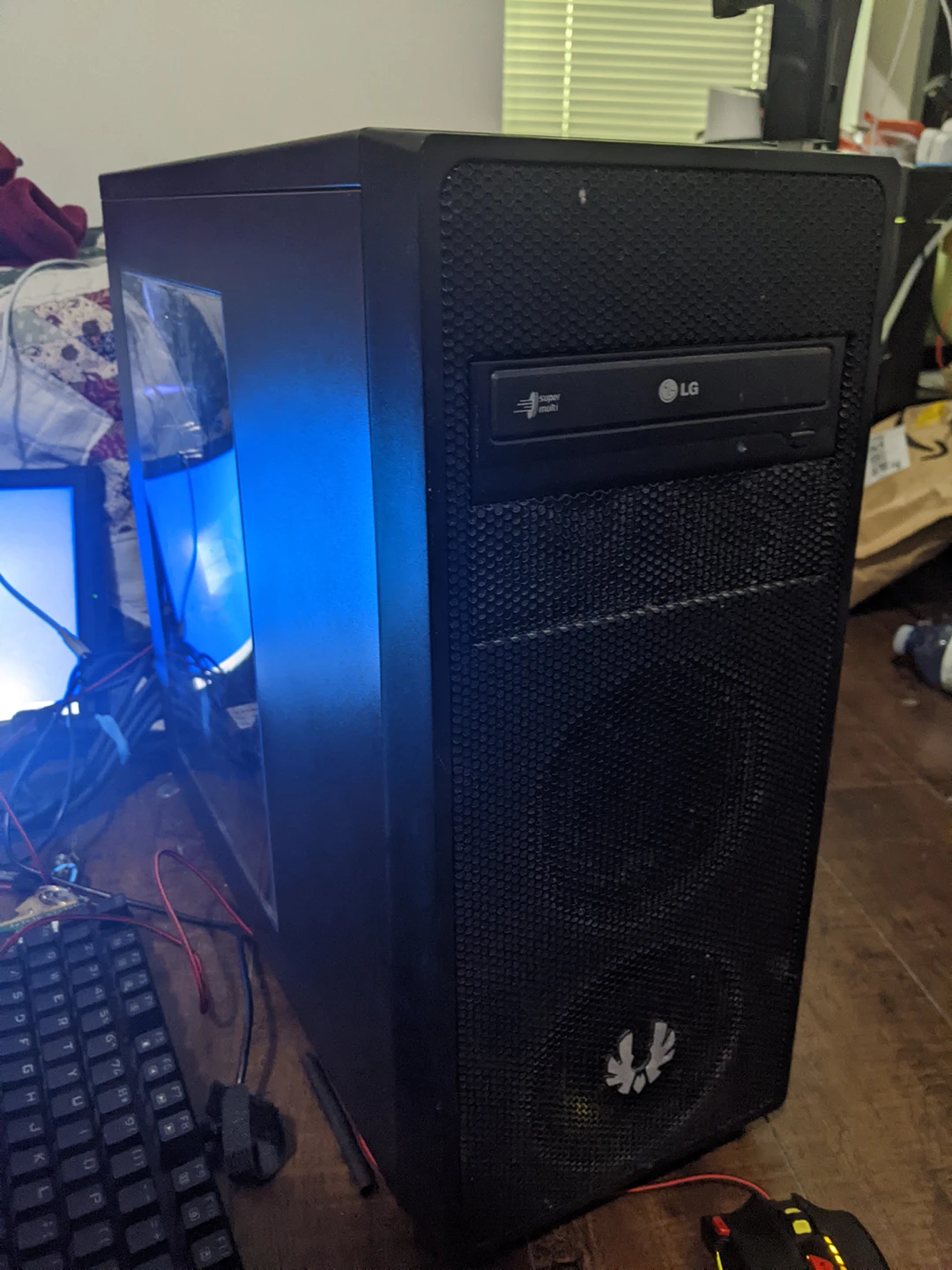 Gaming PC (i7, RX 460 16gb DDR4, SSD) OPEN TO OFFERS