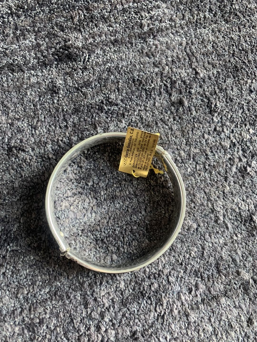 Bracelet image indicator(2)