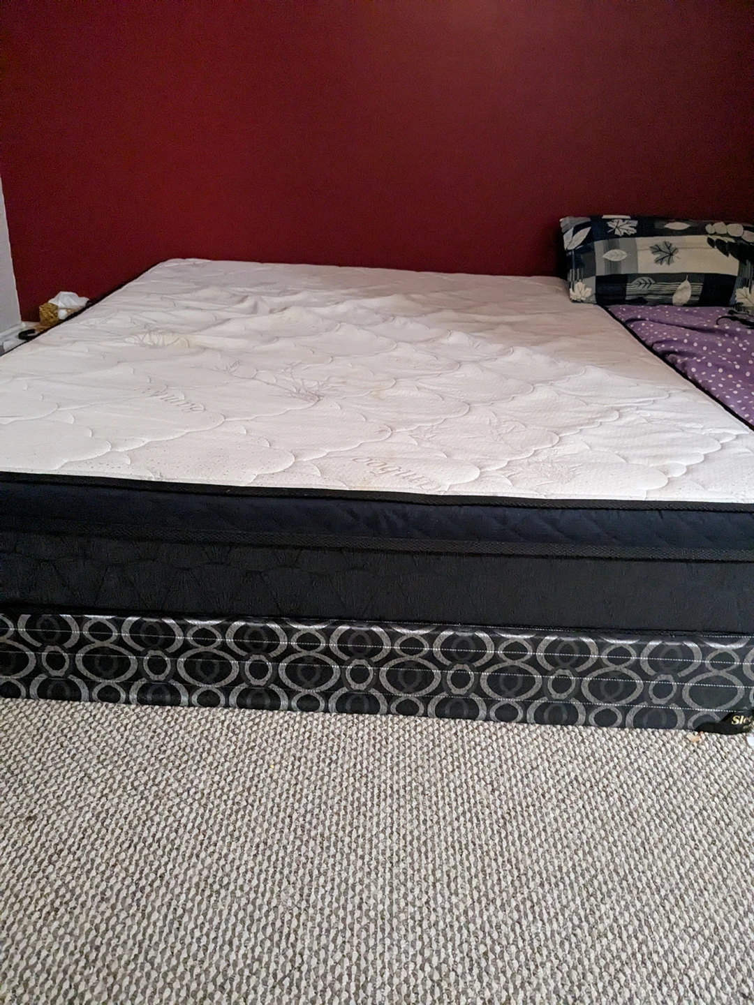 Queen Mattress with queen bed box
