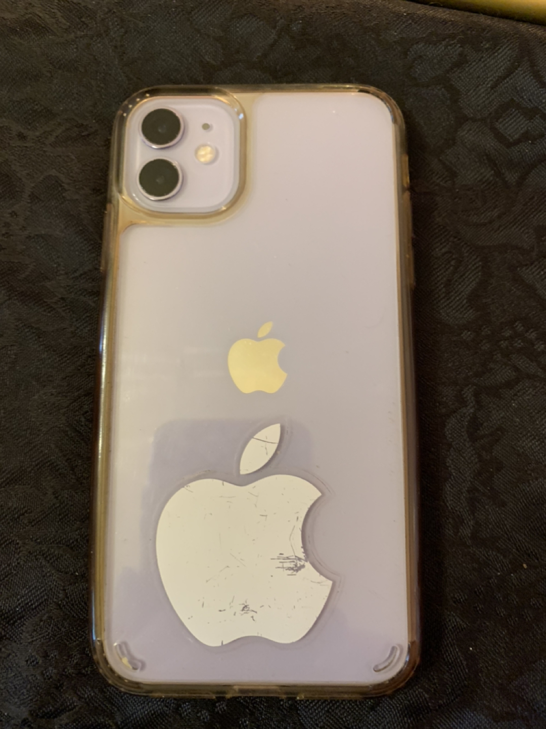 iPhone 11 64G Gently used - photo 3