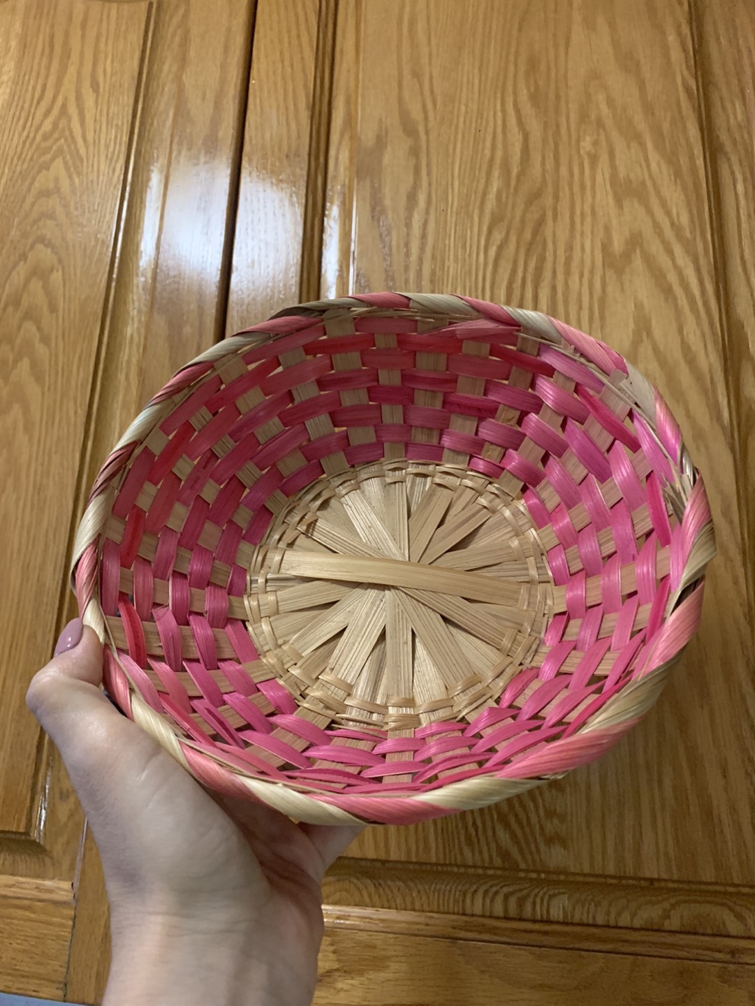 Woven round fruit basket 🍎 🧺 9” thumbnail