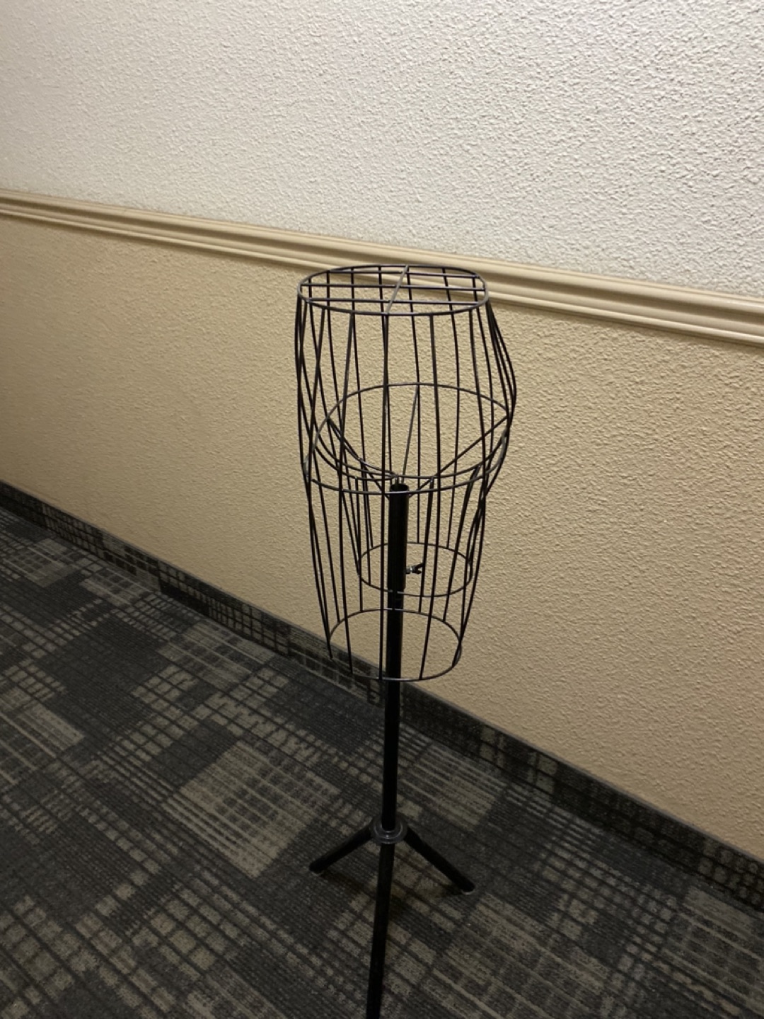 Adjustable pants display image indicator(2)