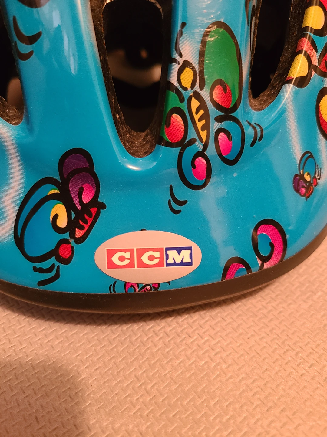 Kids Helmet - CCM thumbnail