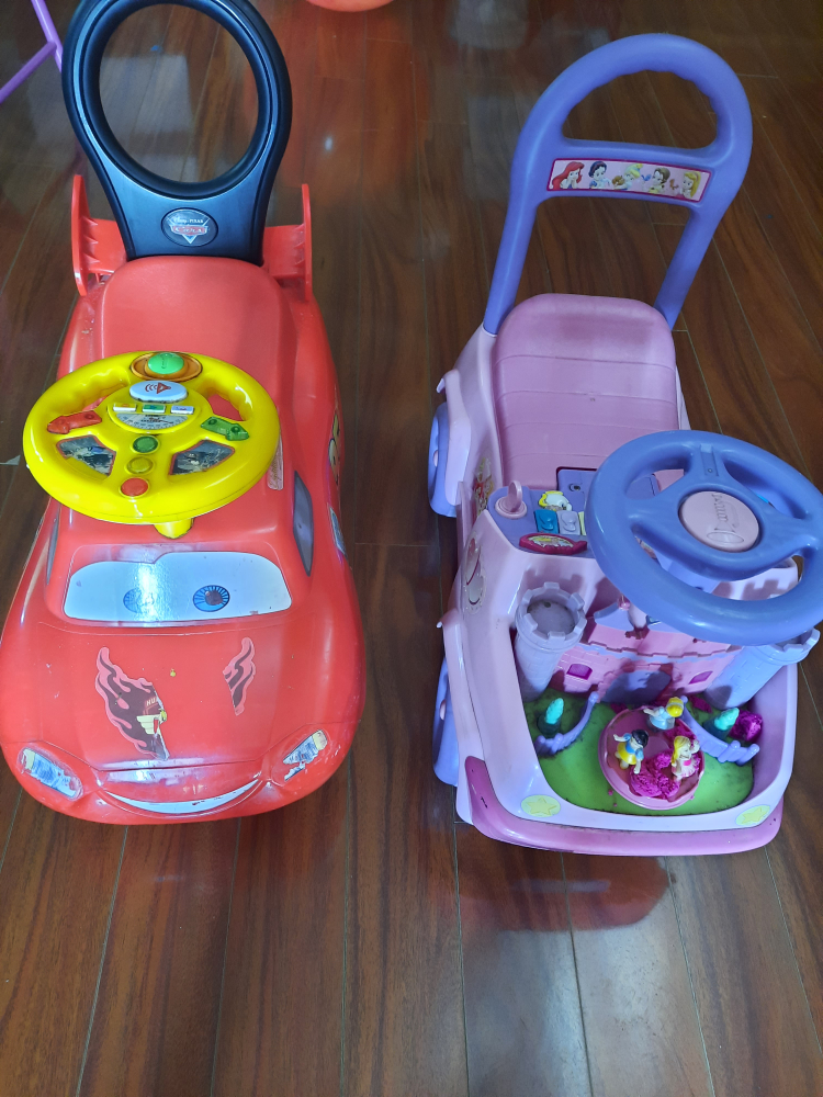 toy car