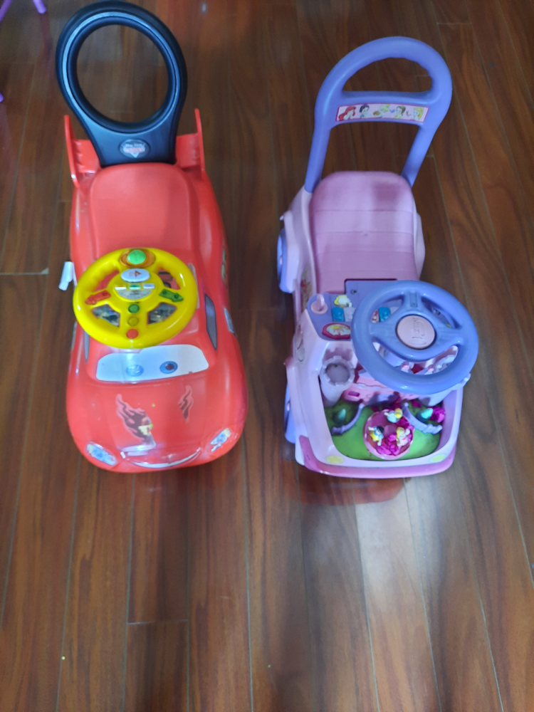 toy car - photo 2