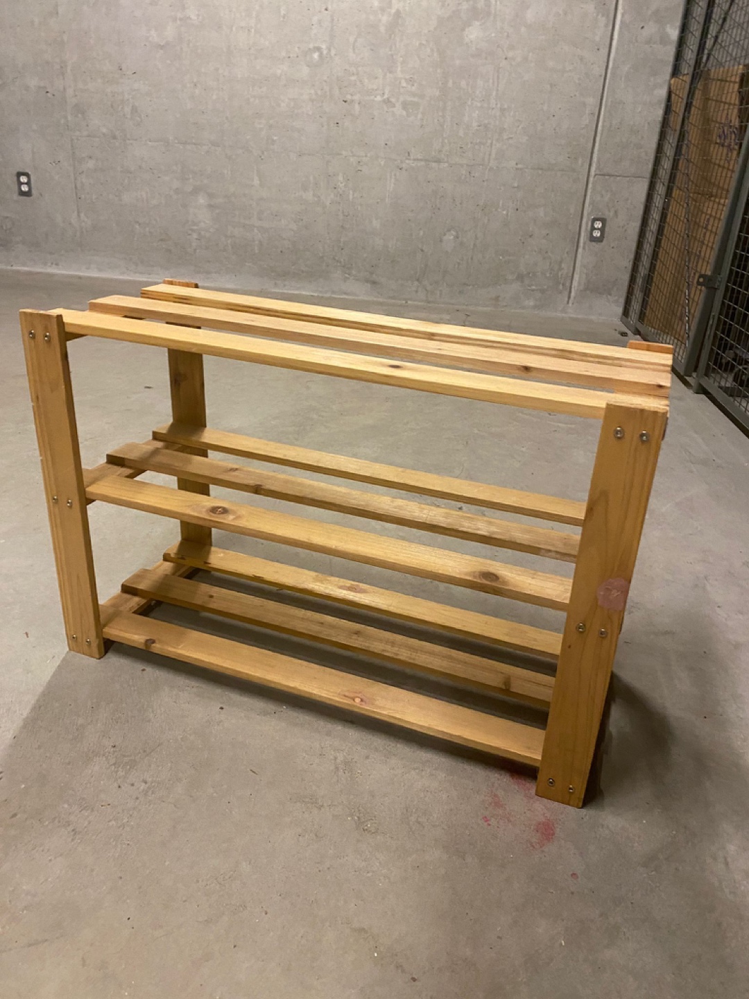 Wood shoe rack - photo 2