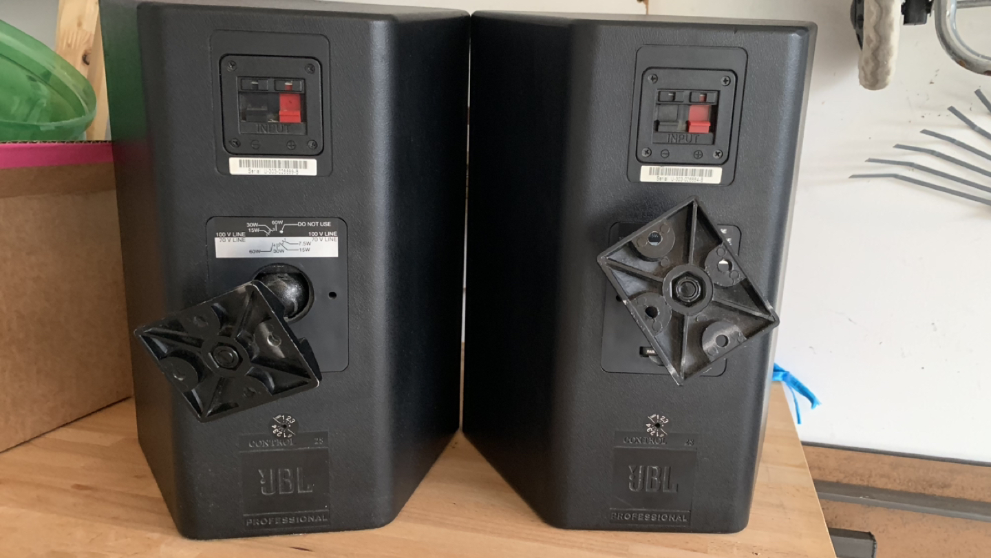 Good condition Black color JBL Control 28 speakers - photo 2