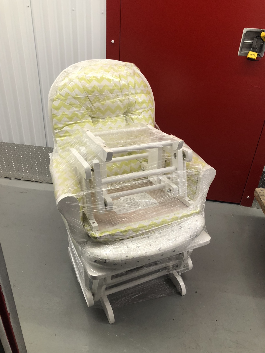 Rocking chair thumbnail