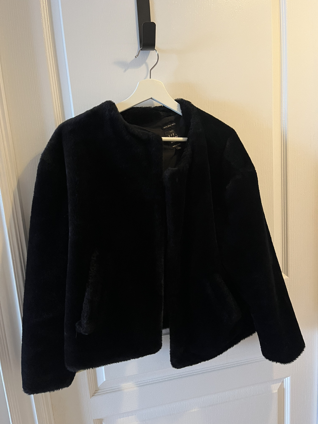 M- Zara TRF Faux Fur Jacket thumbnail