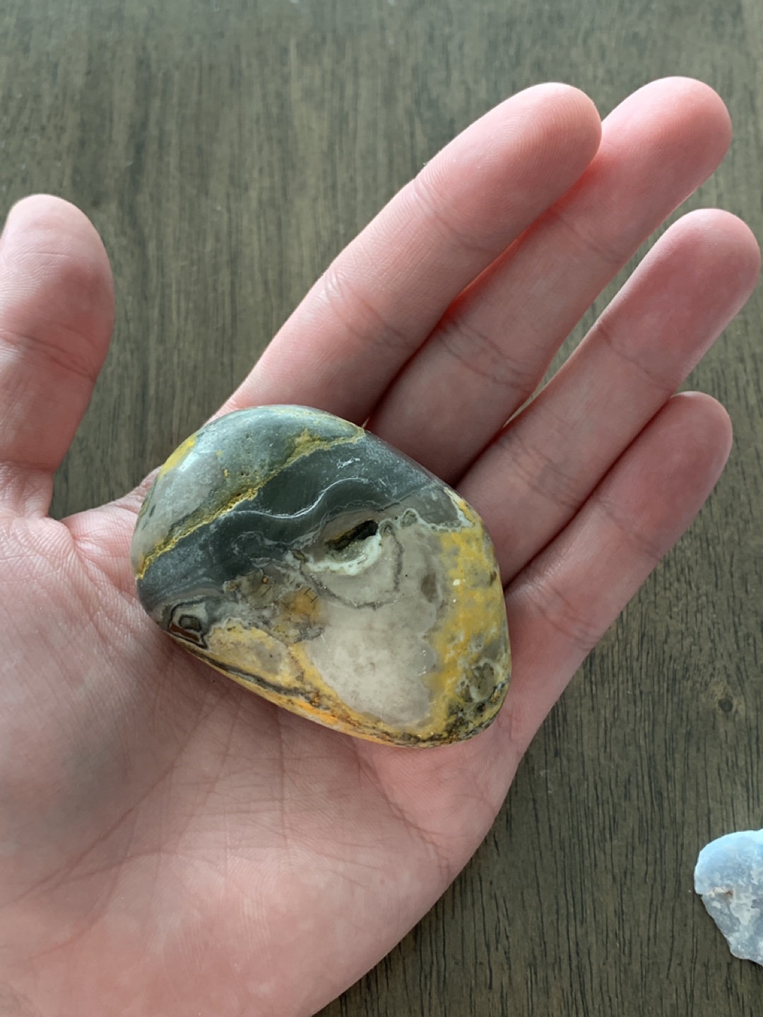 Crystals/Gem stones 3 pieces image indicator(3)