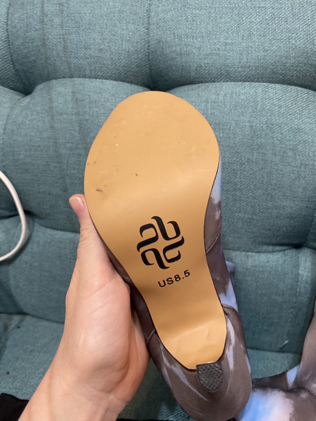 Brand new Burju shoes!!! Size 8.5 - photo 3
