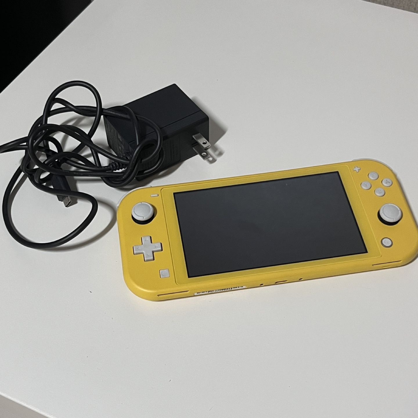 Nintendo Switch Lite Yellow - photo 2