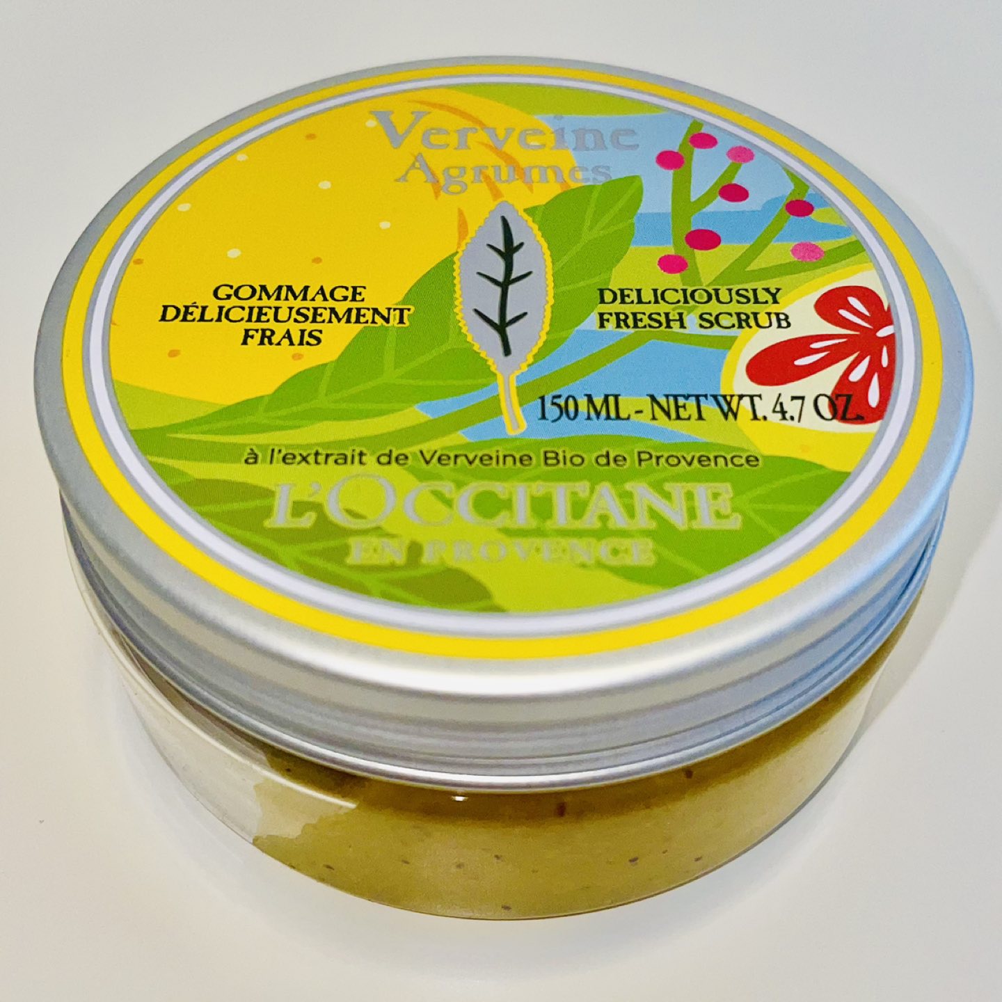L’Occitane Citrus Verbena Body Scrub (FREE Gift Packaging) - photo 2