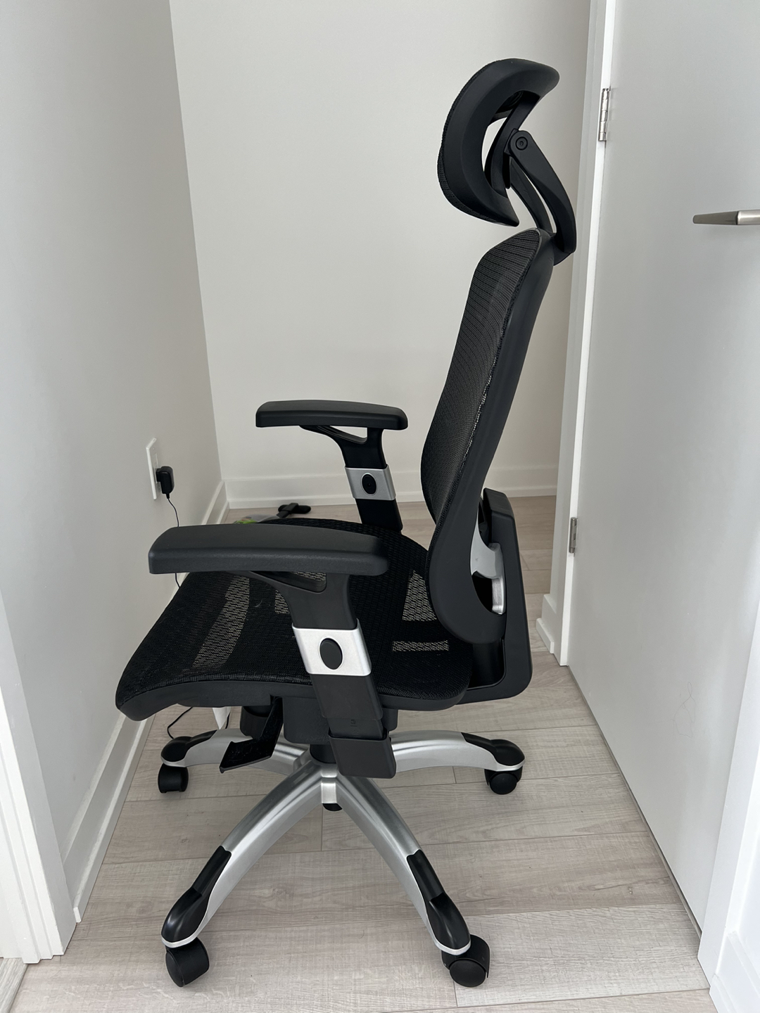 Office chair - Ergonomic - photo 2