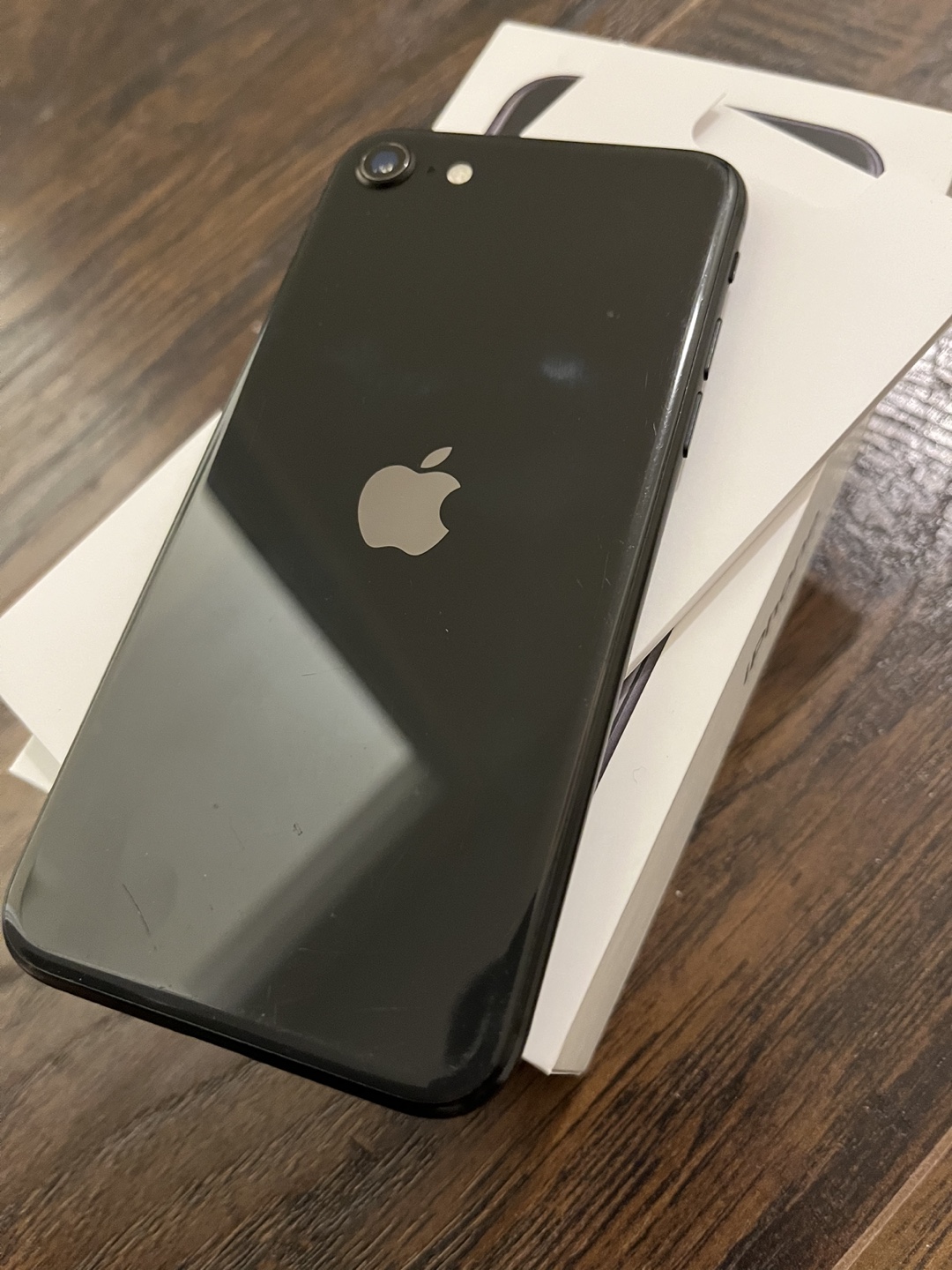 iPhone SE (2020) 64GB - photo 3