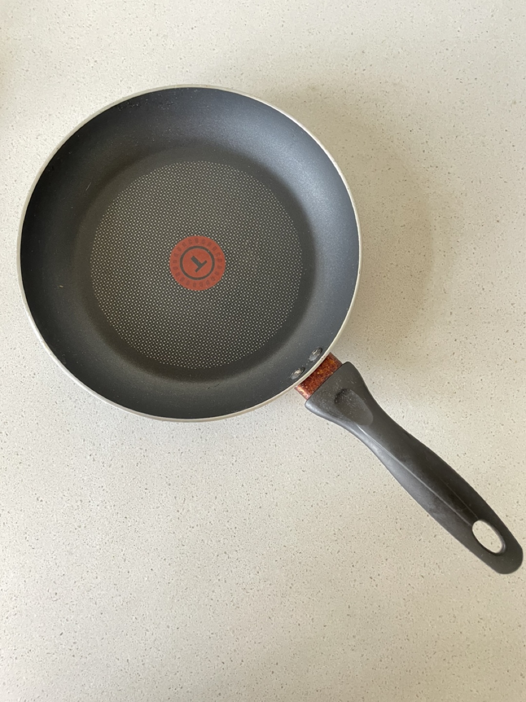 Durabase T-fal Frying pan thumbnail