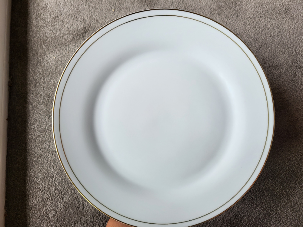 Gold Banded Ceramic Plates - Linen-N-Things thumbnail