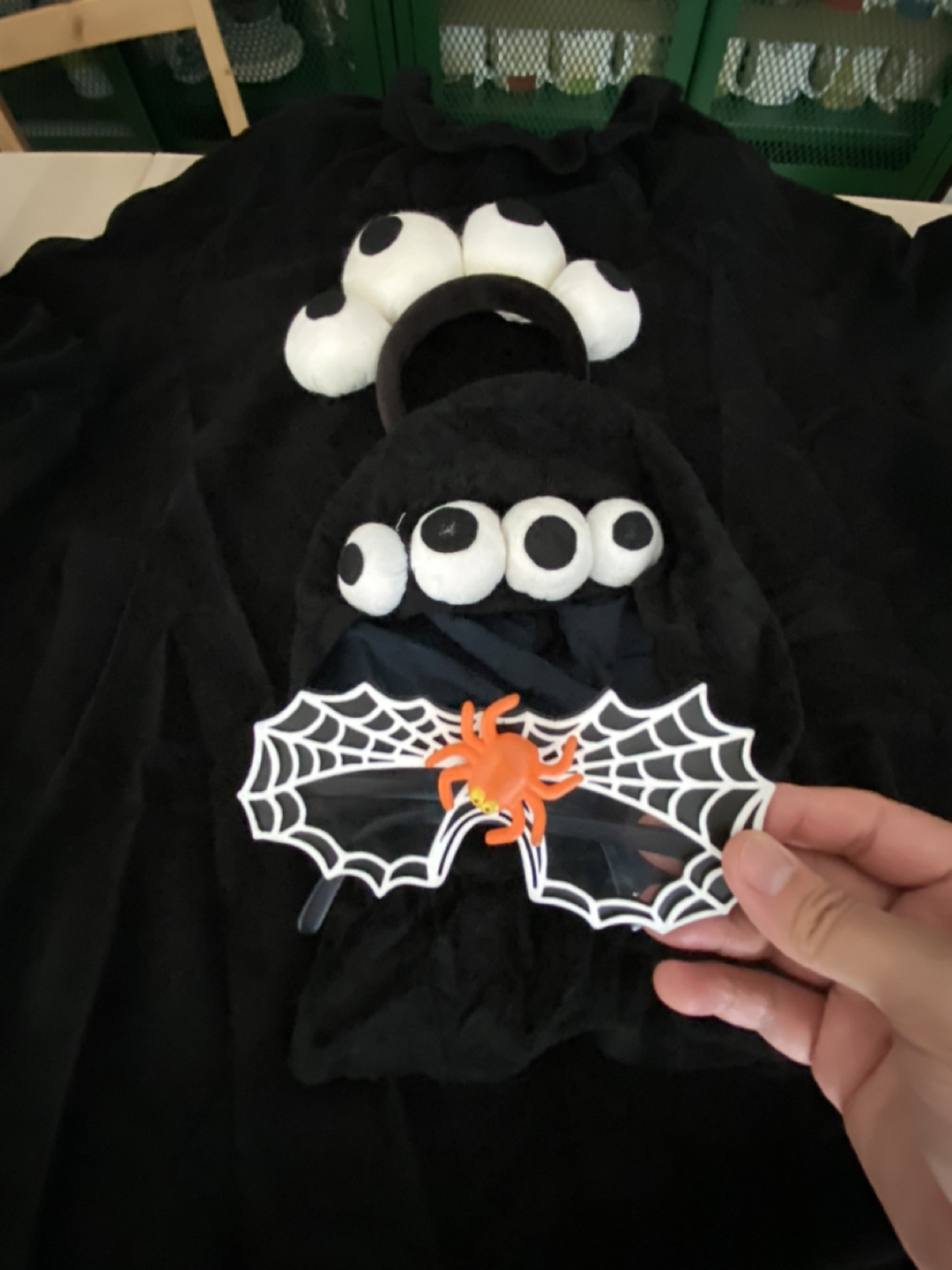 Spider Halloween Costume Adult size image indicator(3)