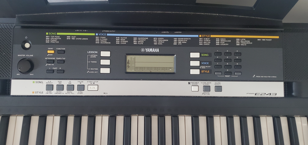 Electric keyboard - photo 2